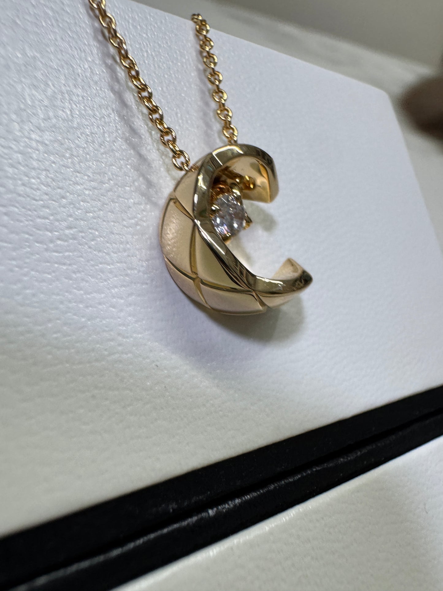 CHANEL Coco Crush 月亮項鏈 金色