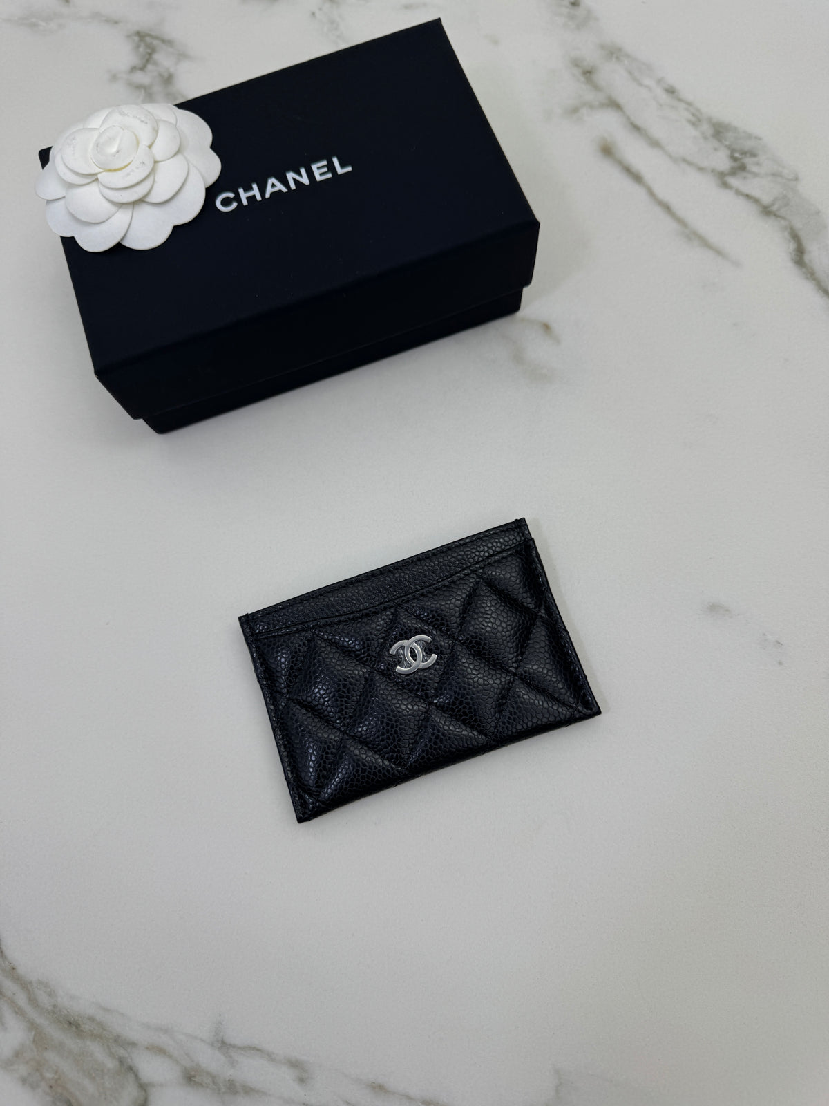 CHANEL 一片式卡包 黑銀牛