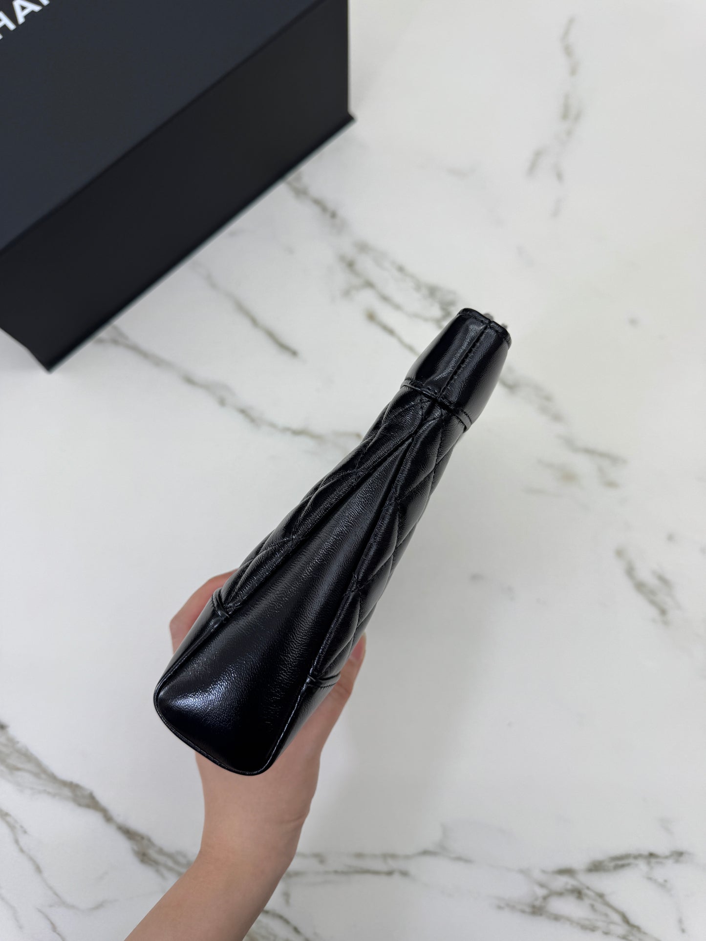 CHANEL Mini 31 Bag 油蠟羊皮（新版）