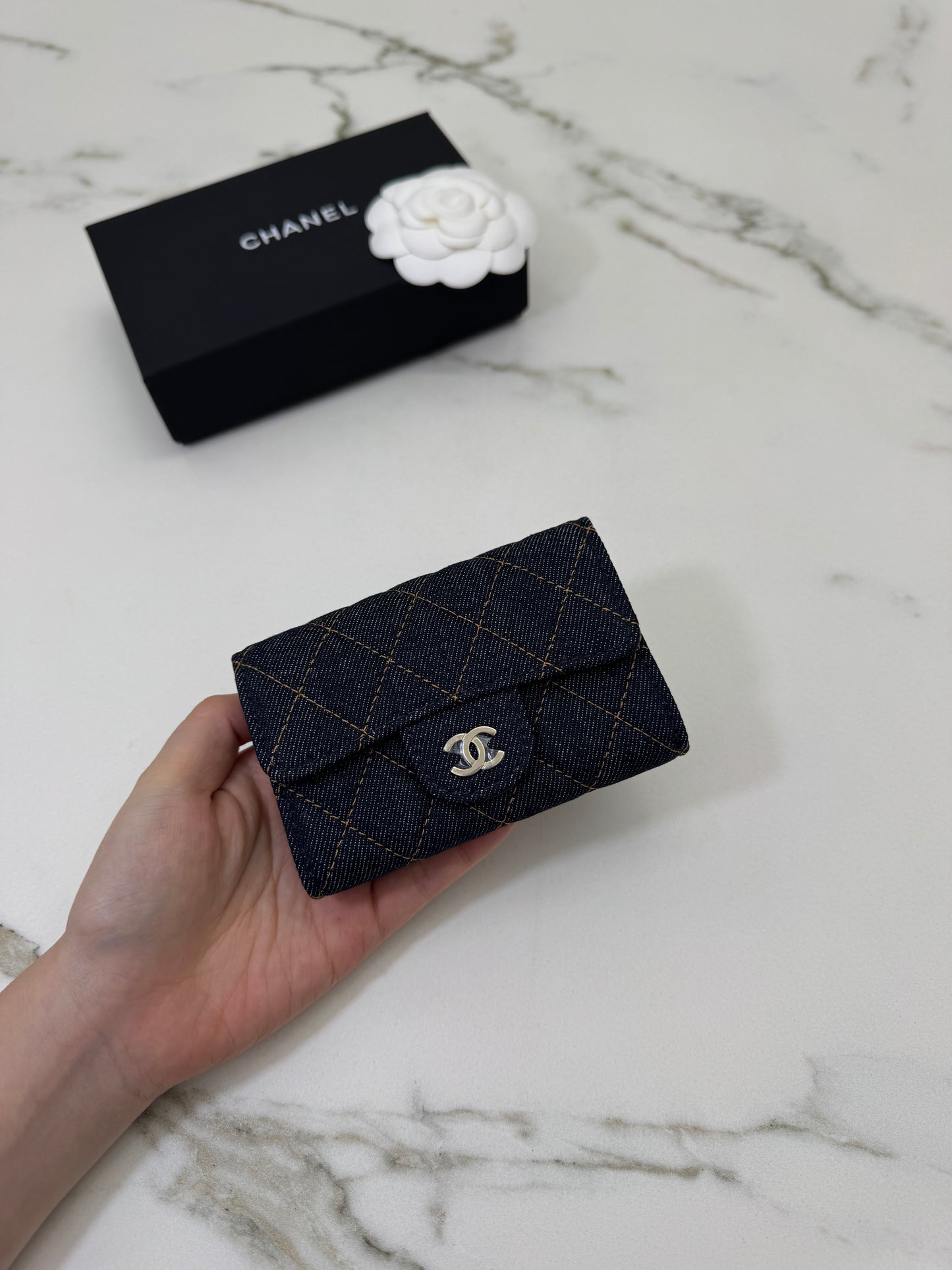 CHANEL 26P牛仔CF卡包 Flap Cardholder
