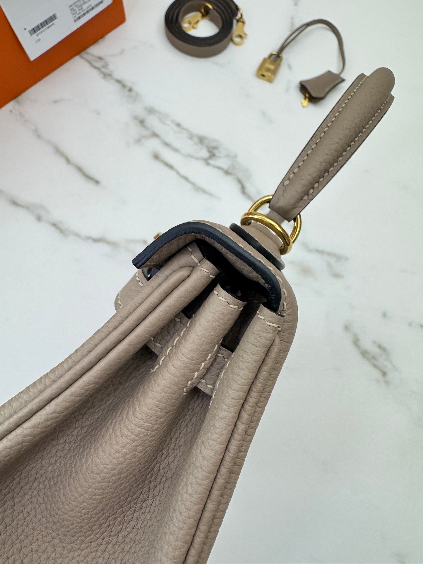 HERMES Kelly 25 斑鳩灰金扣 內縫 Togo 81 Gris Tourterelle GHW