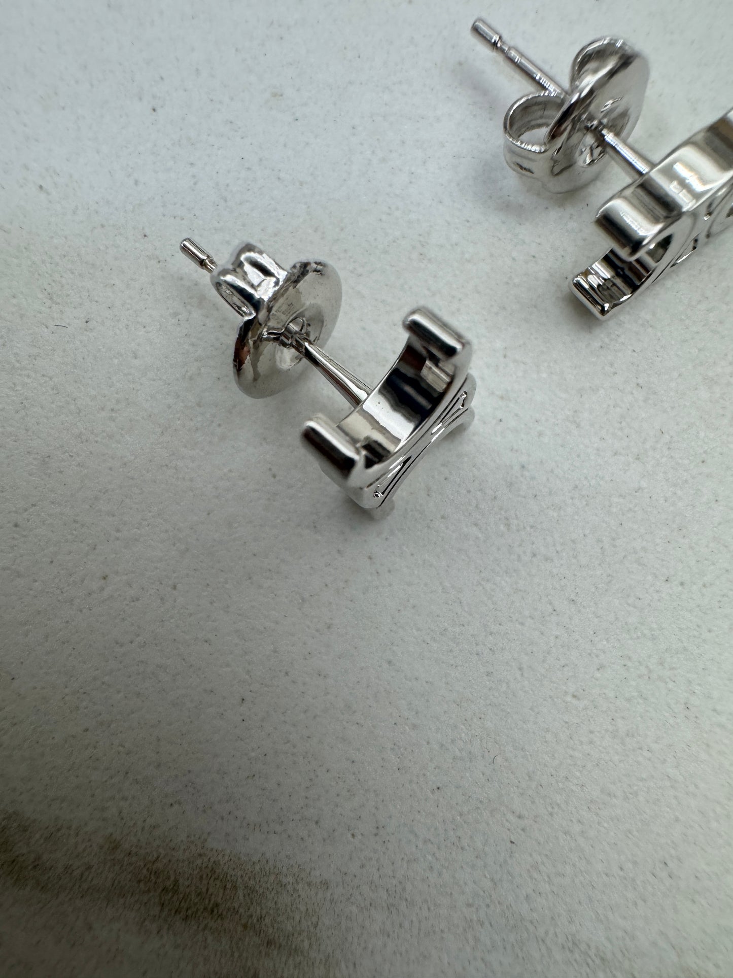 CELINE 銀色凱旋門耳釘