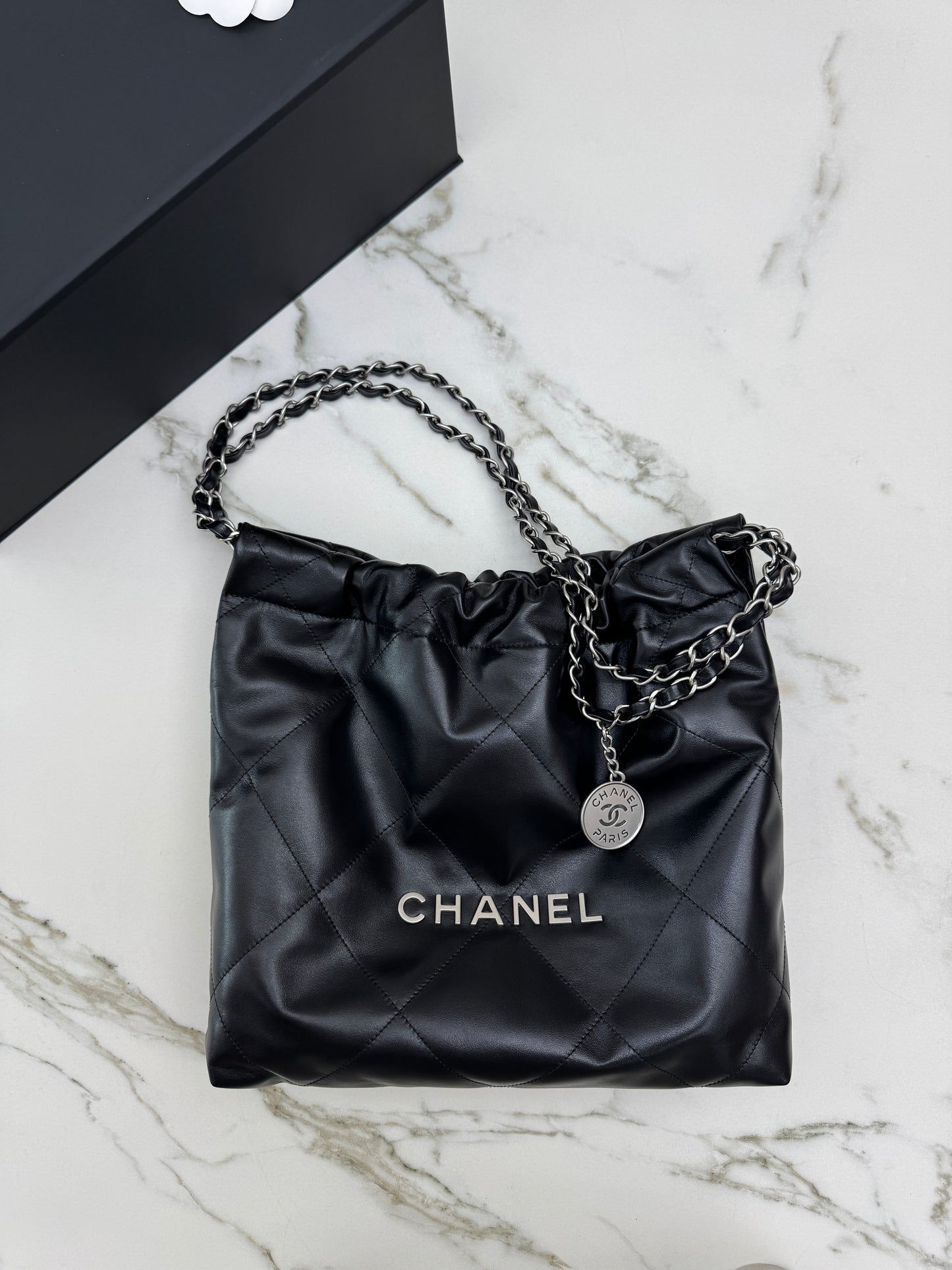 CHANEL 22Bag 黑銀 Small