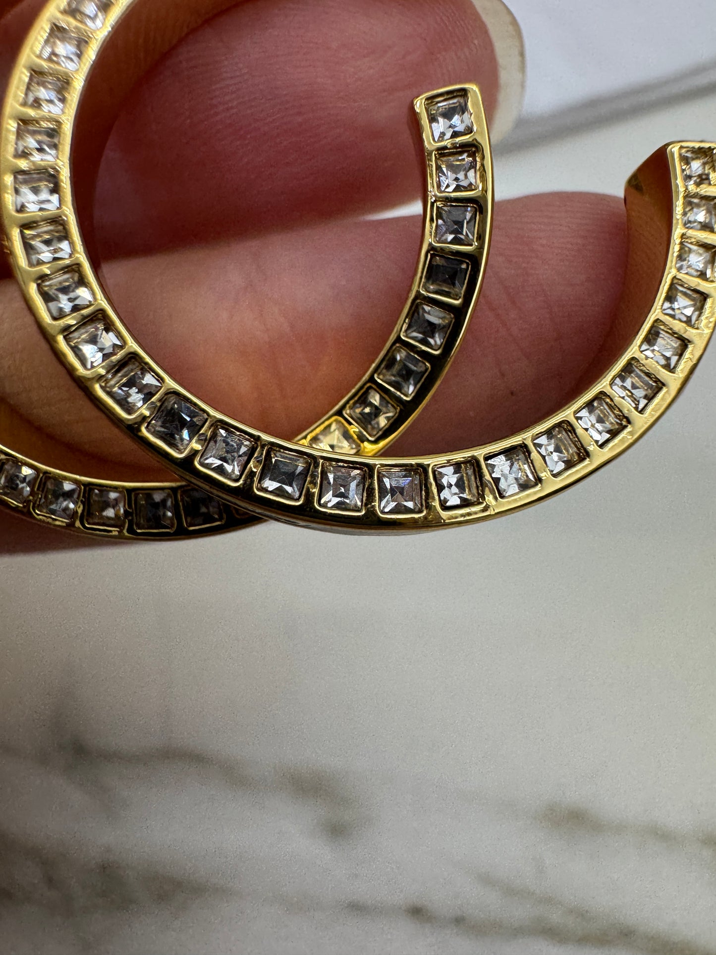 DIOR 圈型耳環 黑色琺瑯水鑽