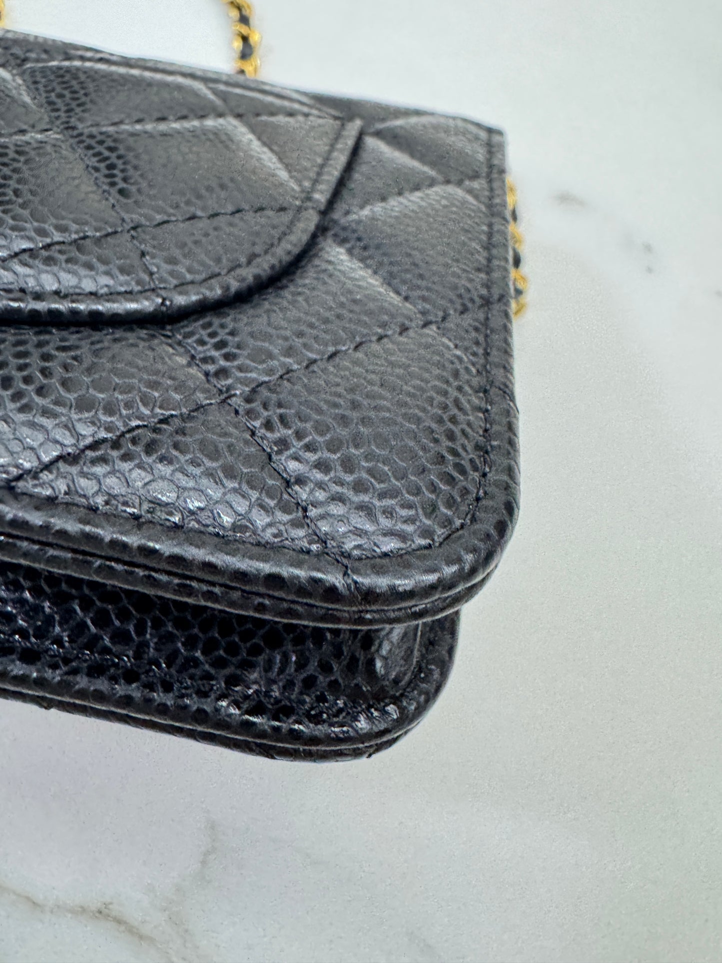 CHANEL Wallet On Chain 黑金牛 新版旋轉扣woc