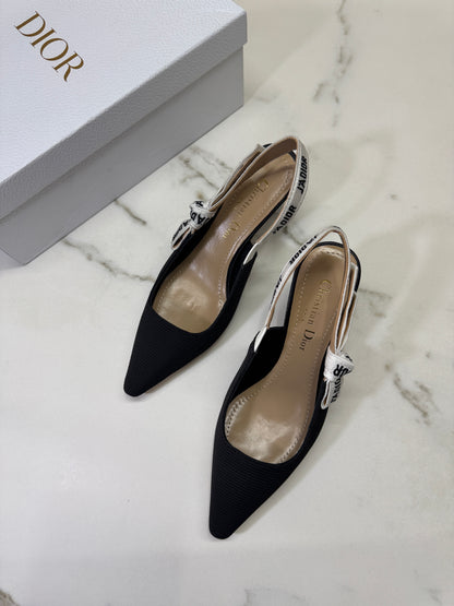 DIOR J'adior 科技布貓跟鞋