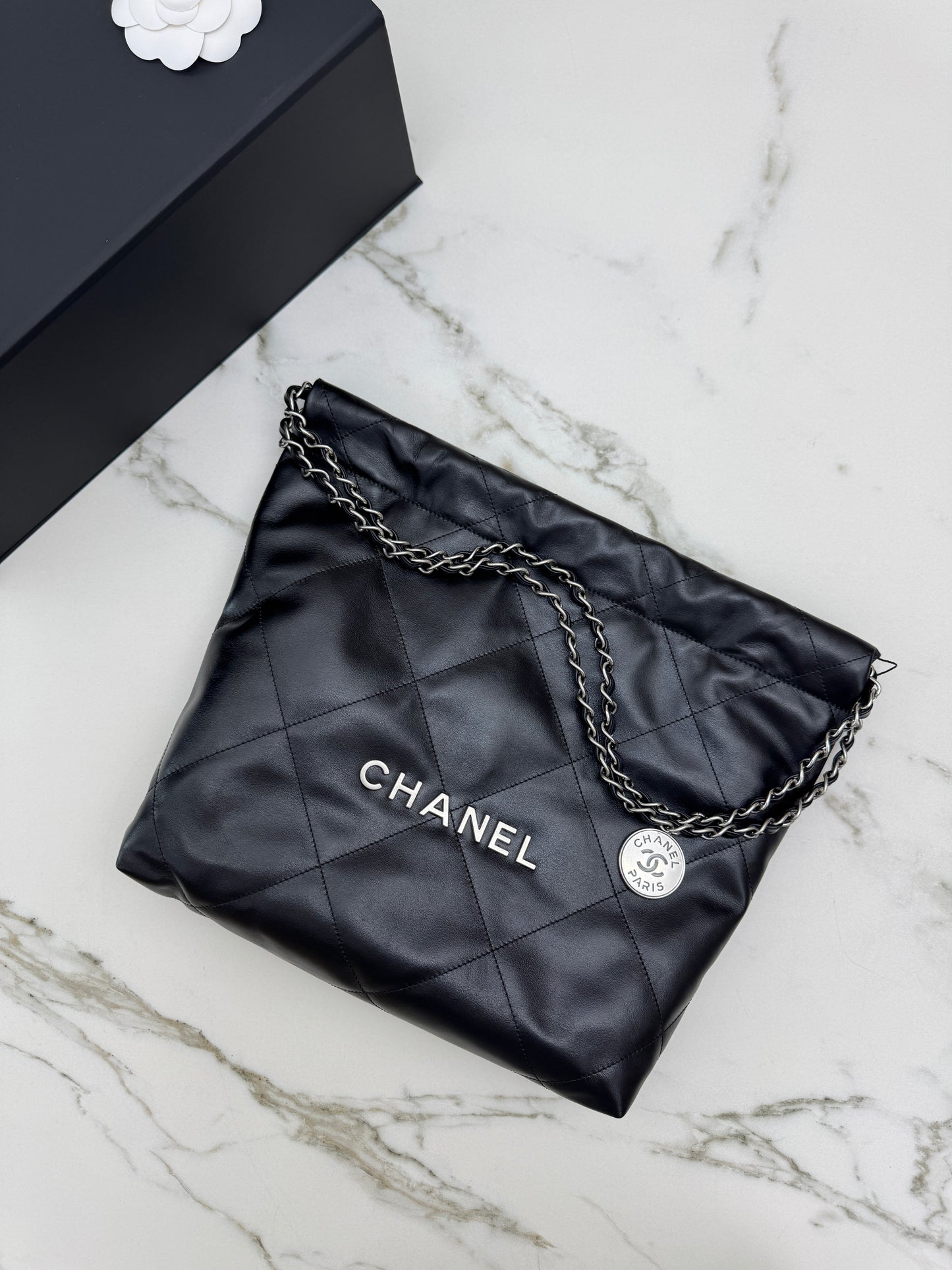 CHANEL 22Bag 黑銀 Small