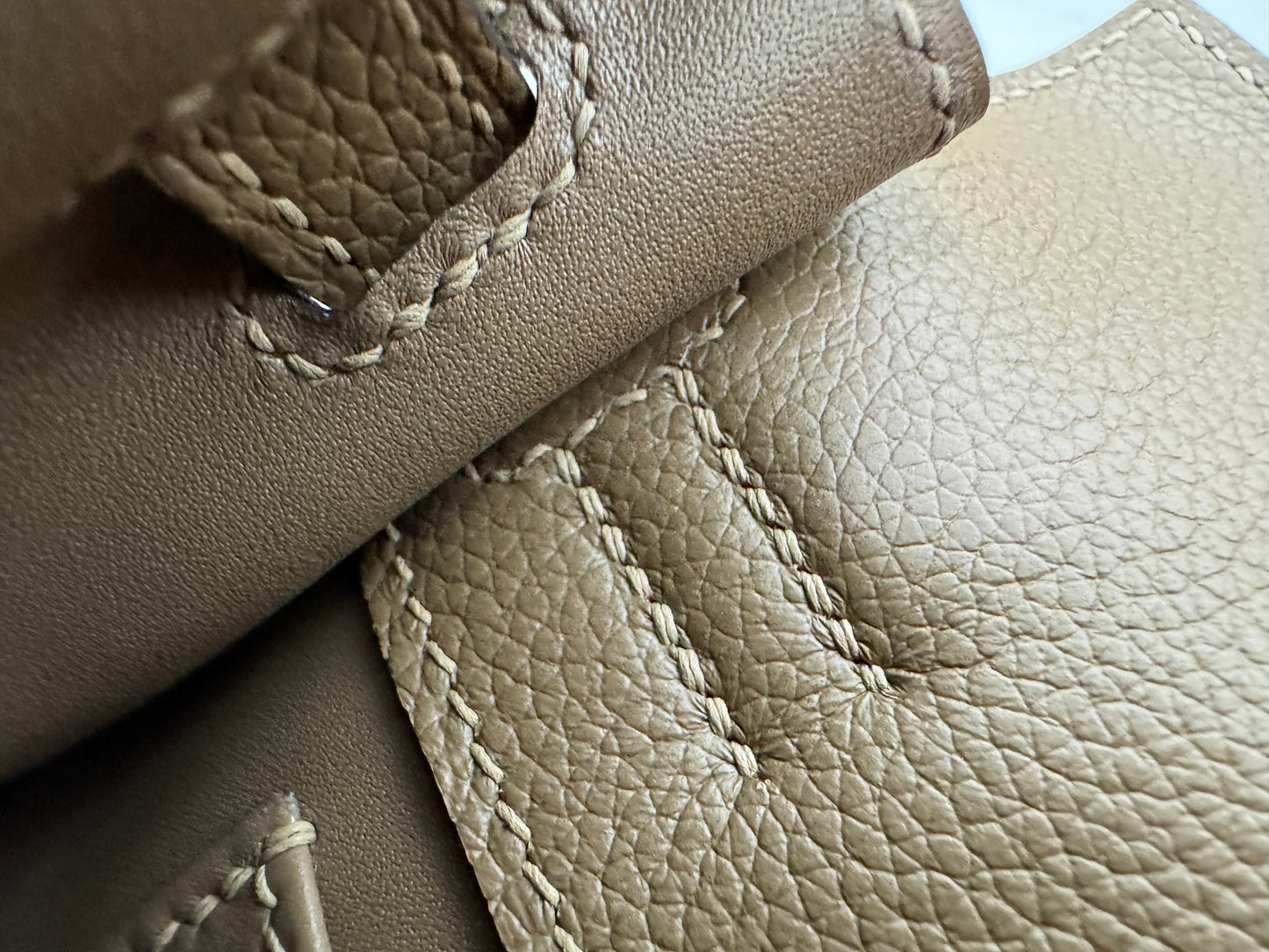 HERMES Kelly Danse 馬爾法米金扣 Evercolor 8Q GHW