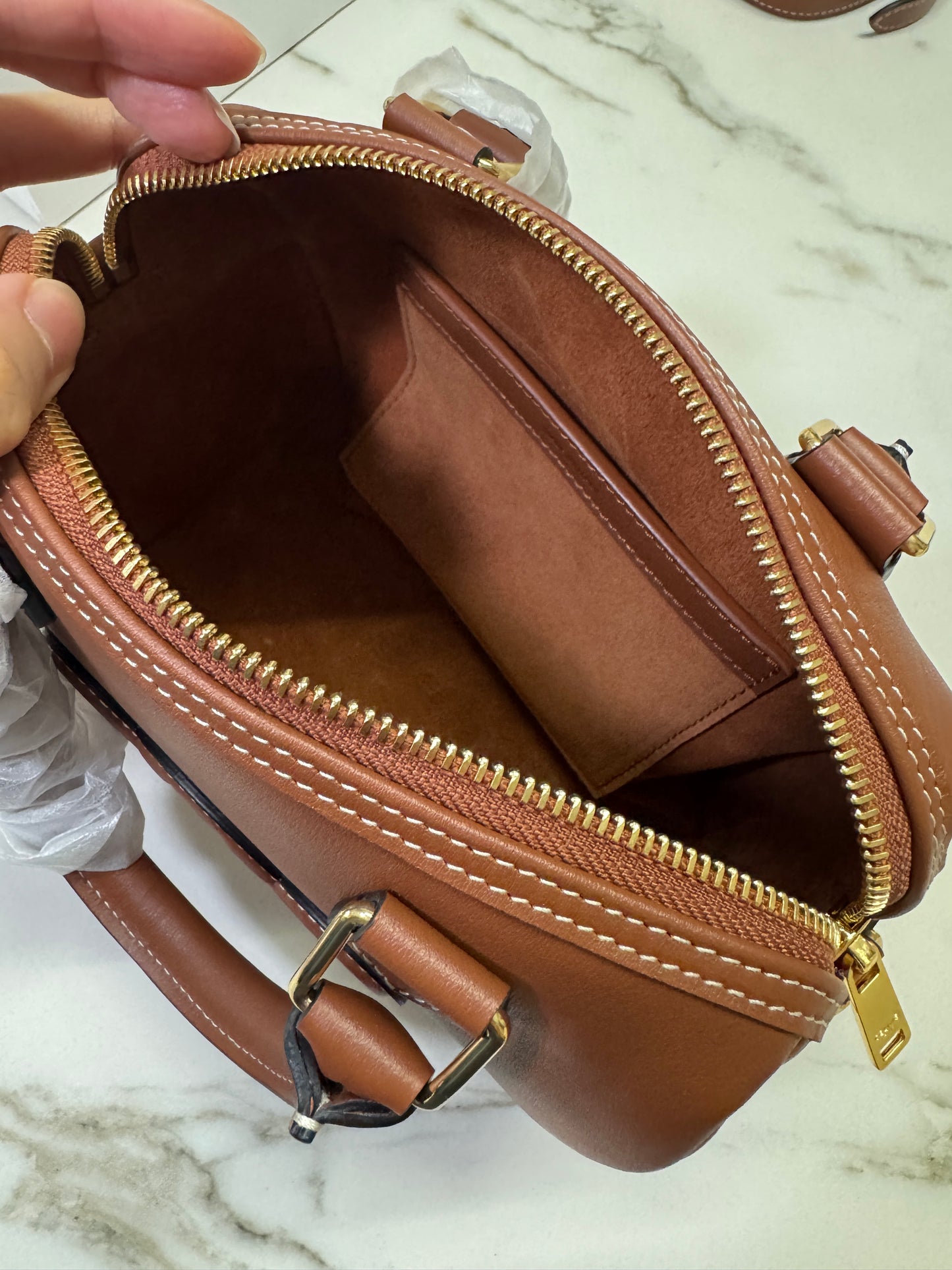 CELINE Triomphe Boston 棕色