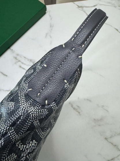 GOYARD 灰色Hobo 紅色小愛心