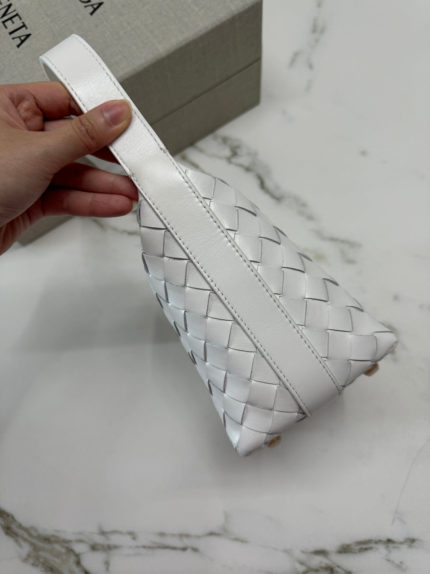 BV Candy Wallace 白色