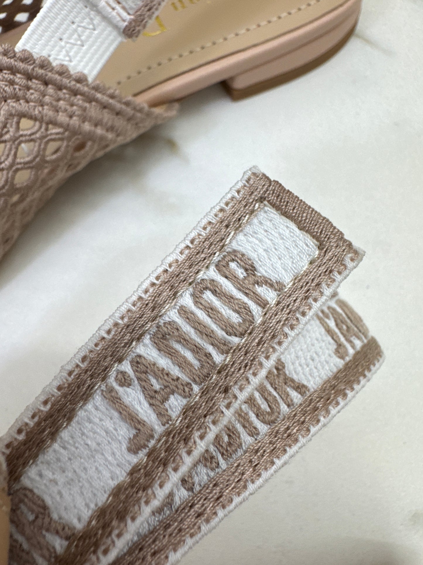 DIOR J’adior Slingback 裸粉鏤空