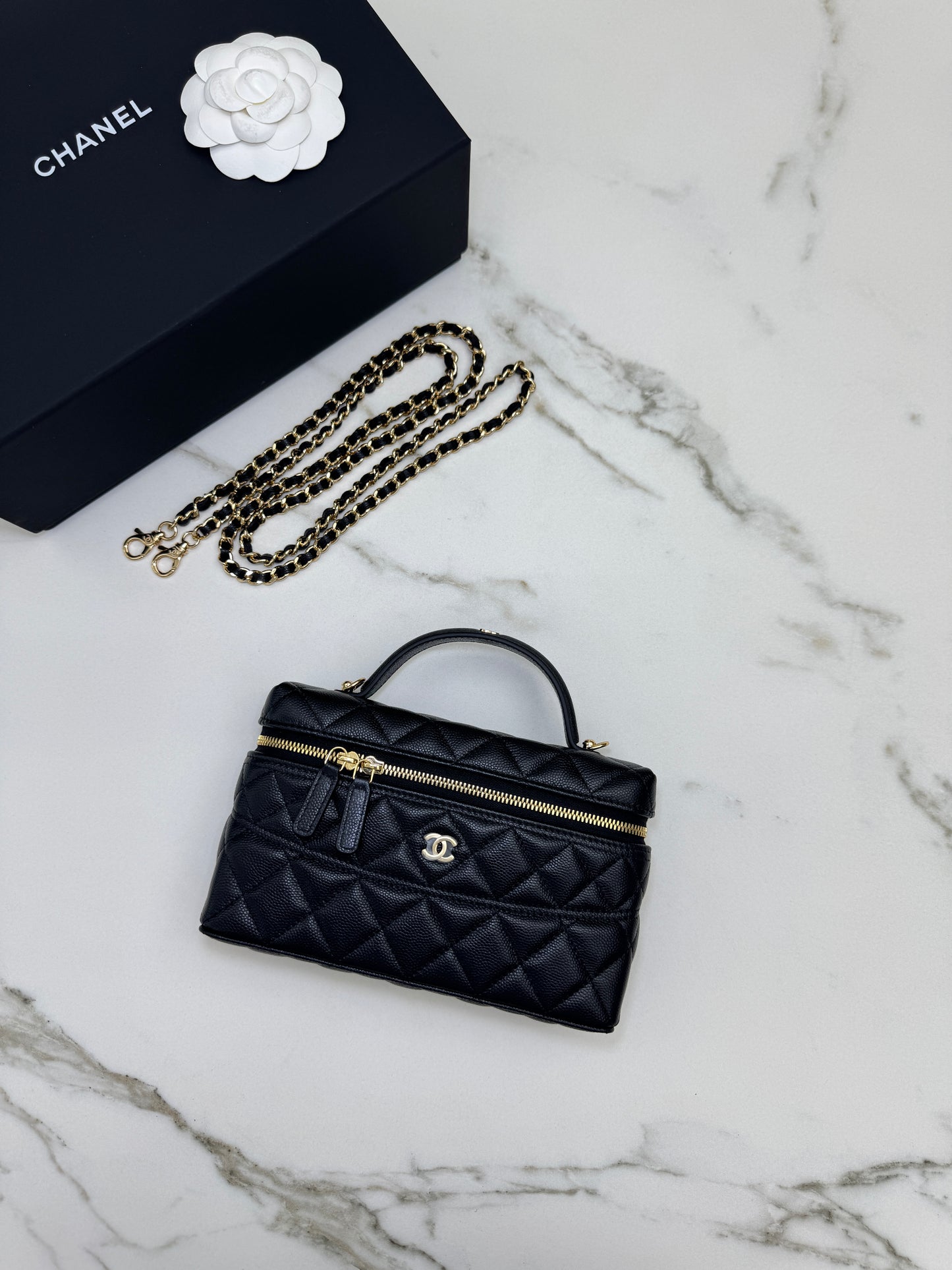CHANEL 26B 新版腰線LP盒子包 Vanity
