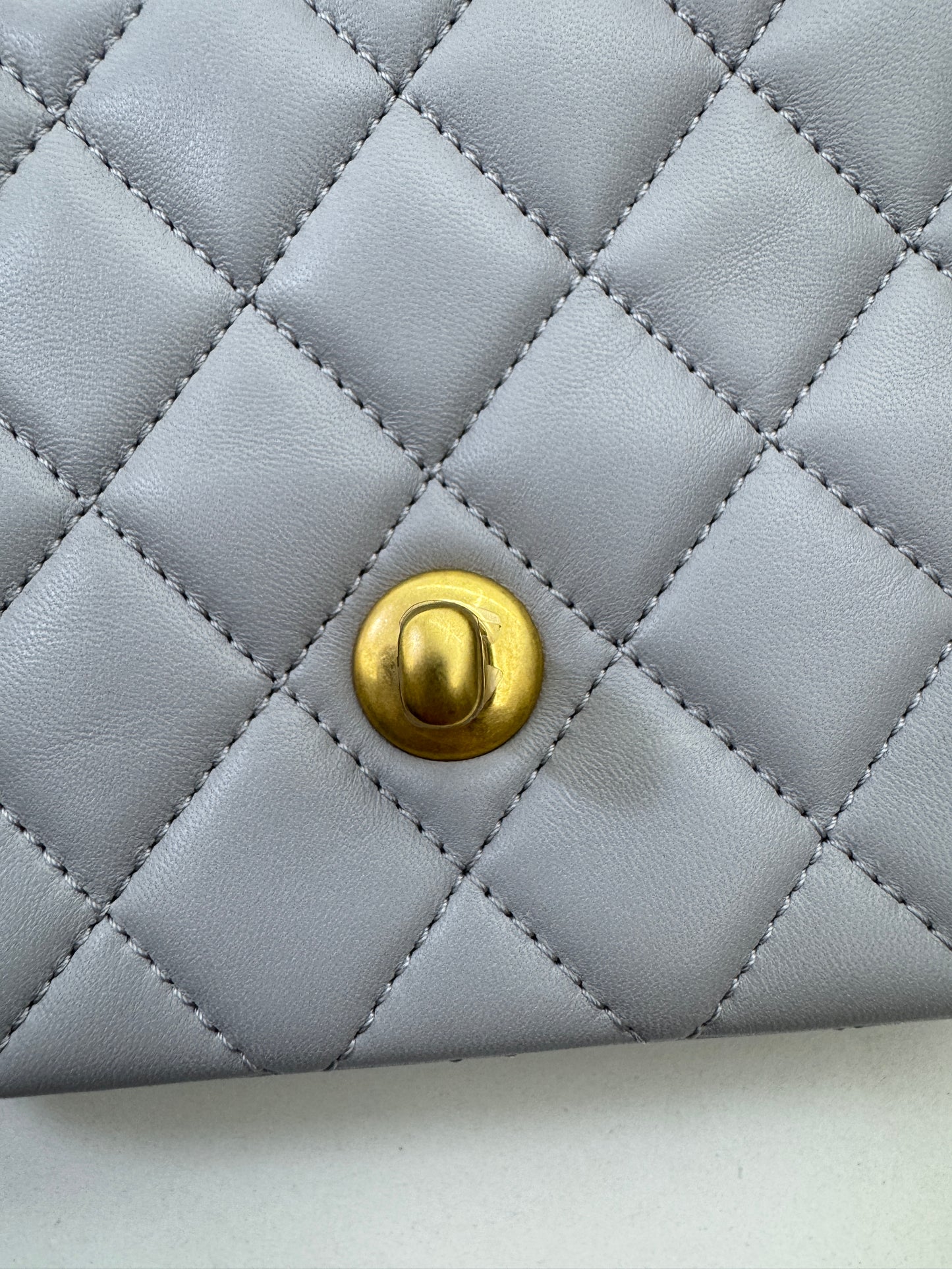 CHANEL Mini CF20 金球 淺灰色