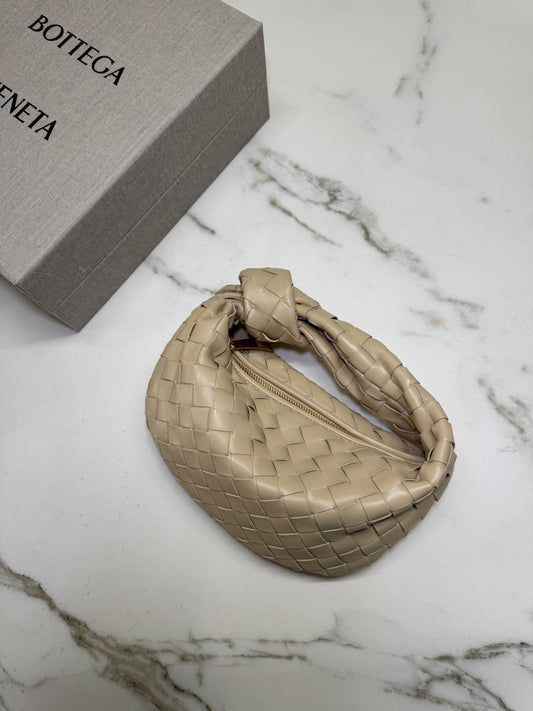 BV Mini Jodie 燕麥色 Porridge