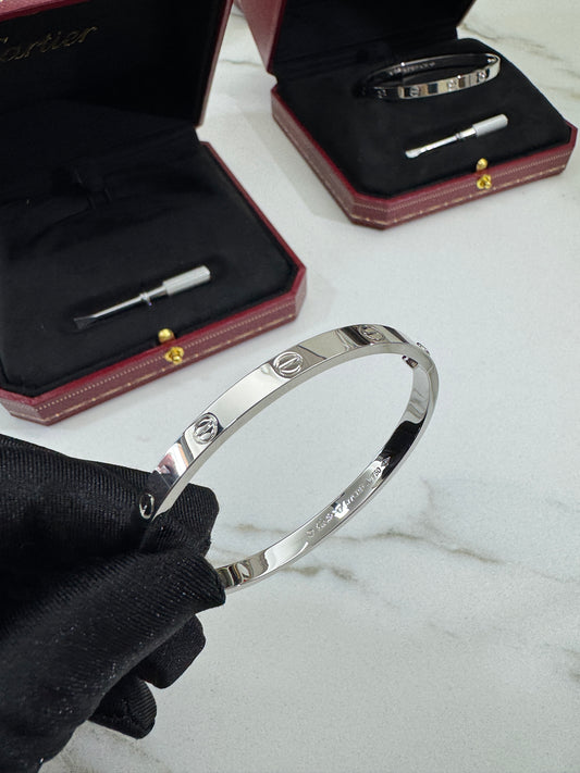CARTIER Love Bracelet Medium