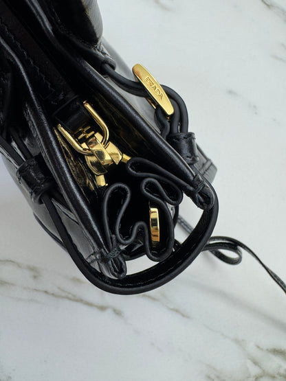 PRADA Mini Bonnie 油蠟牛皮