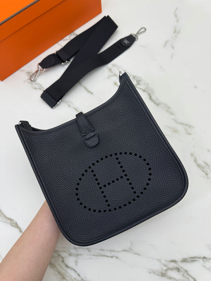 HERMES Evelyne23 黑銀 TC