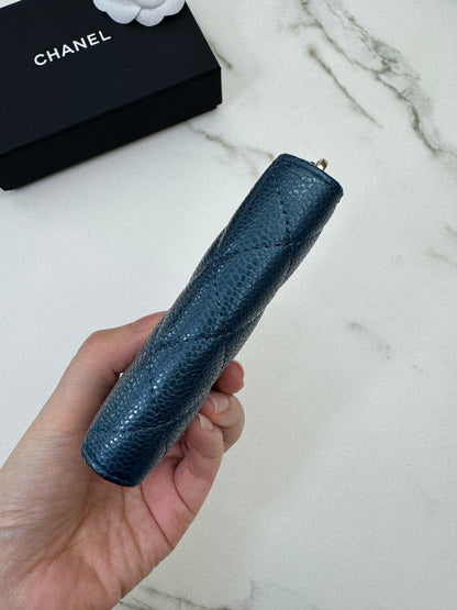CHANEL 18S珠光藍 拉鏈零錢包 Iridescent Blue Coin Purse【Limited Edition】