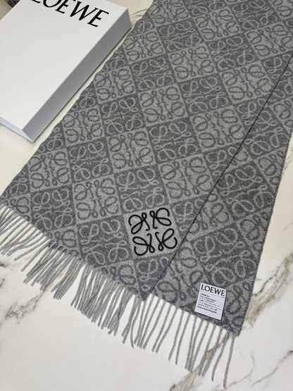 LOEWE Scarf 淺灰 3D Logo 180cm