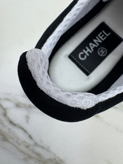 CHANEL 25A 白色運動鞋