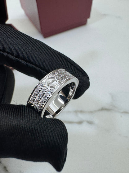 CARTIER Love Ring 滿天星