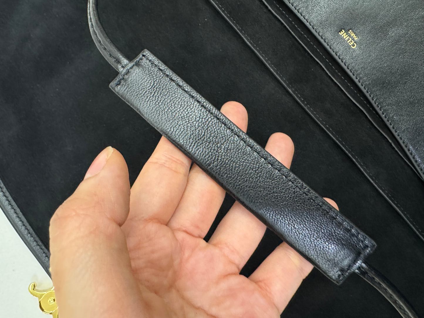 CELINE Soft Triomphe Half Moon 黑色
