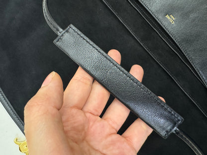 CELINE Soft Triomphe Half Moon 黑色