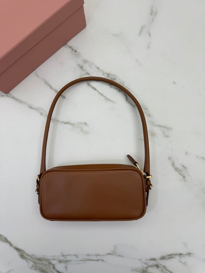 MIU MIU Pouch 麻將包腋下包