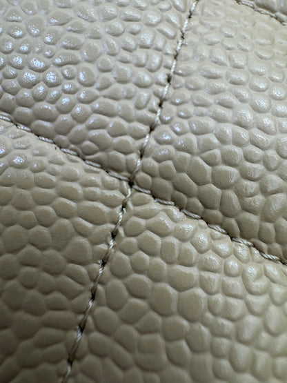 CHANEL CF23 Small 米杏色牛皮金扣 Beige Caviar Calfskin GHW