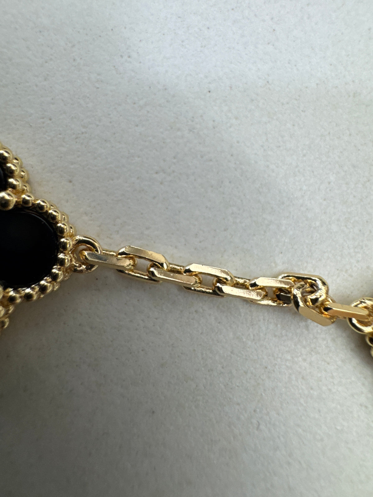 VCA Vintage Alhambra Bracelet 黑玉髓