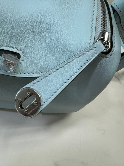 HERMES Mini Lindy 霧霾藍T0 銀扣 swift