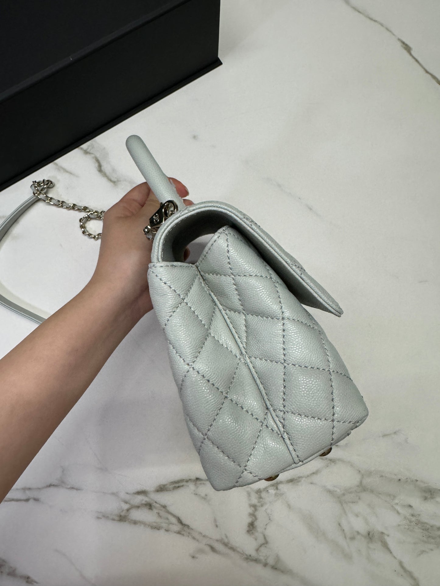 CHANEL Cocohandle 冰川藍 24P Small