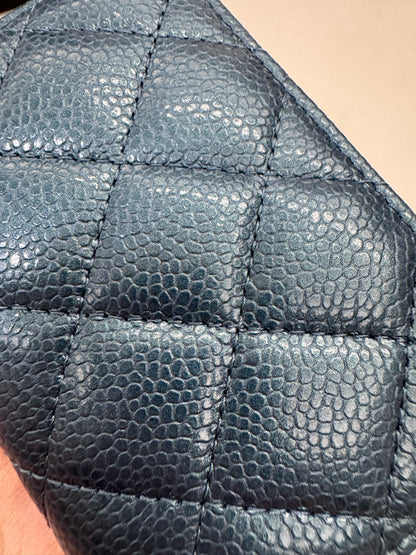 CHANEL 18S珠光藍 拉鏈零錢包 Iridescent Blue Coin Purse【Limited Edition】