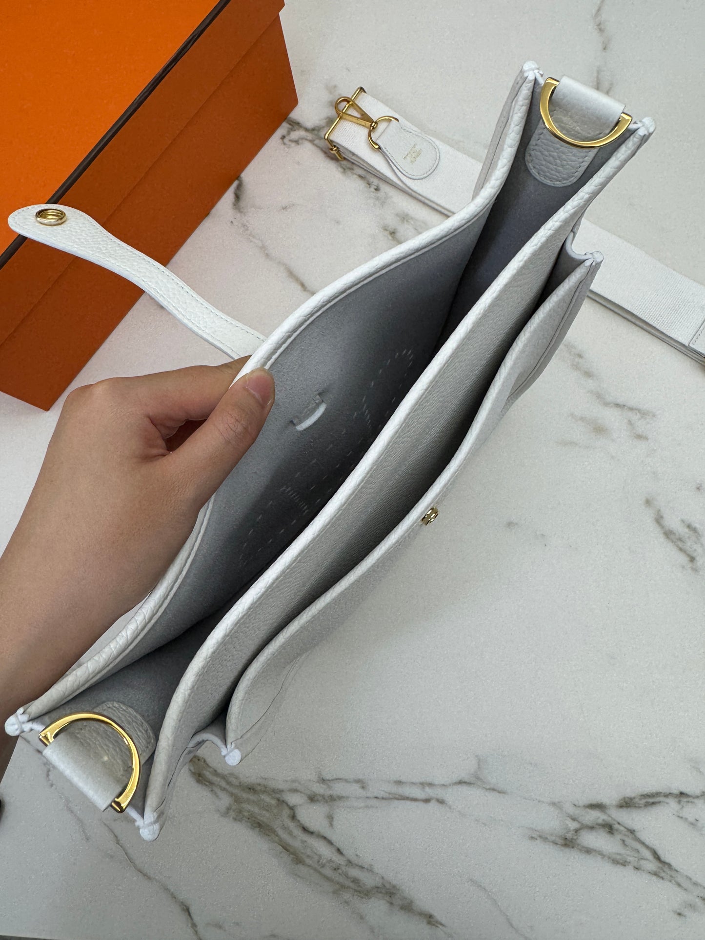 HERMES Evelyn29 新白色金扣 0U New White GHW
