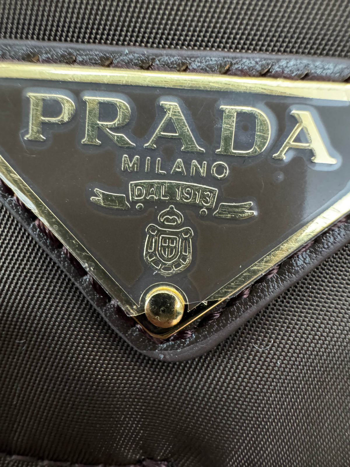 PRADA Re-nylon Explore Large 深棕色