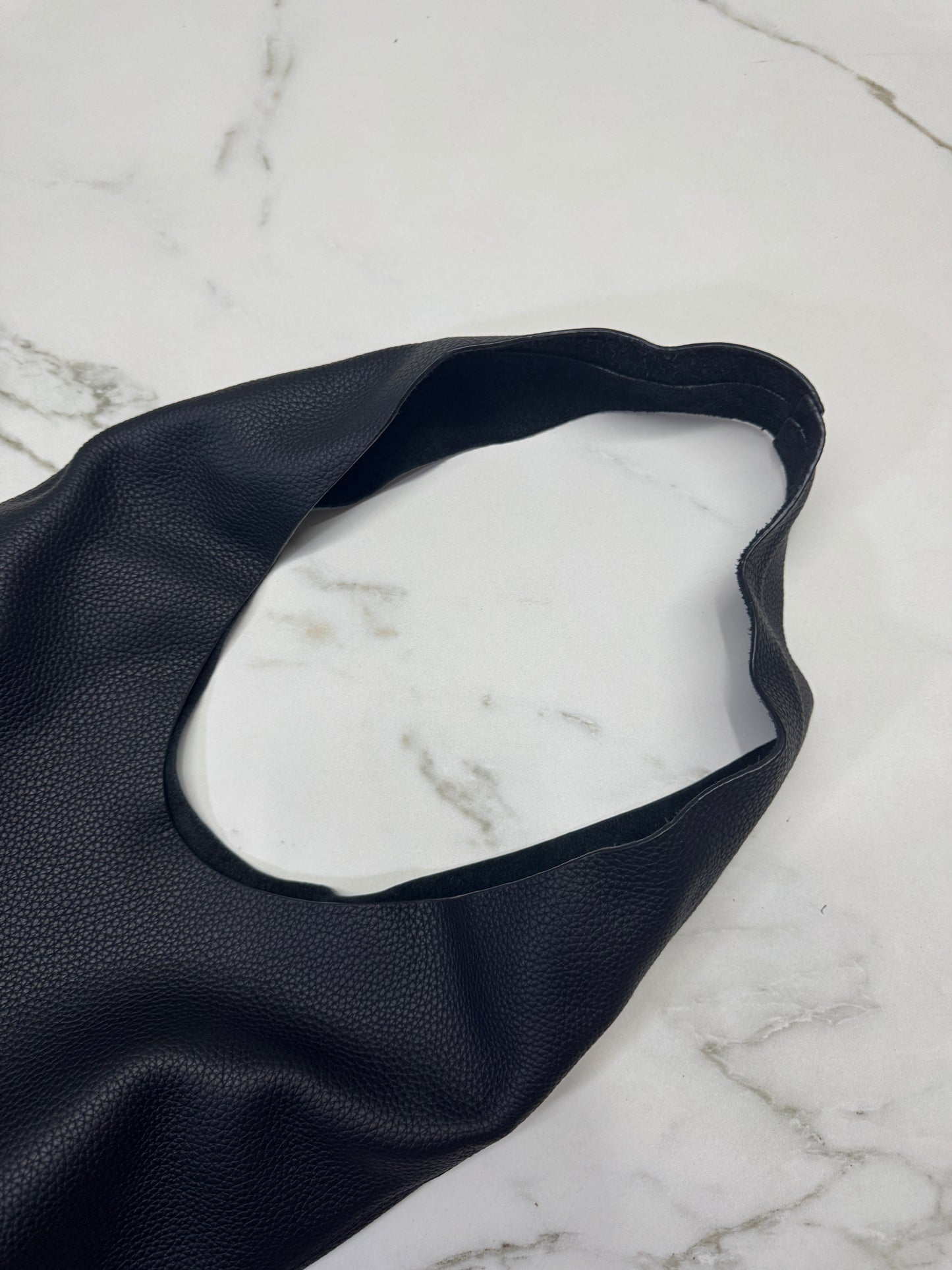 THE ROW Bindle Three Black