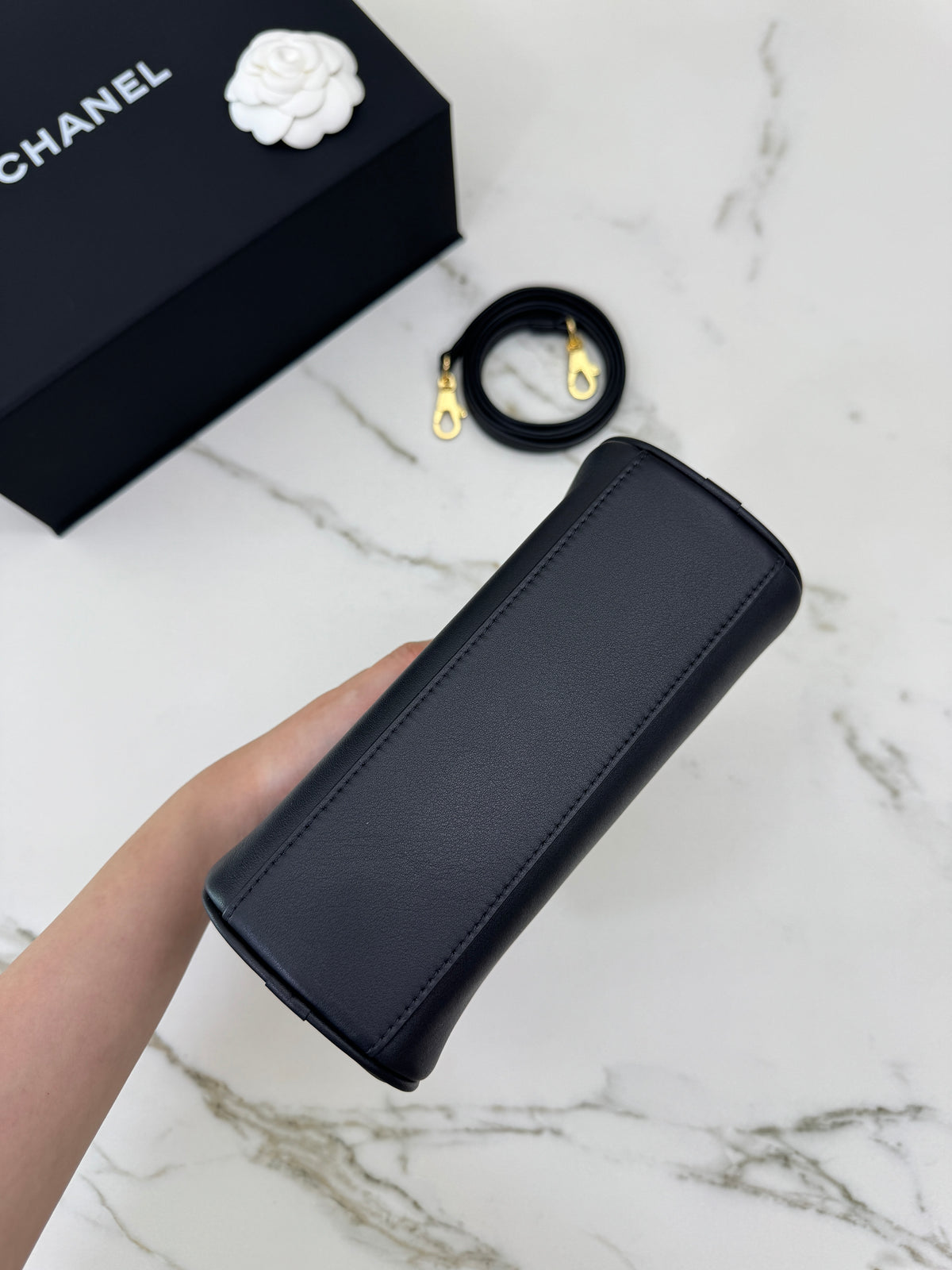 CHANEL 26A Mini 保齡球包 黑色