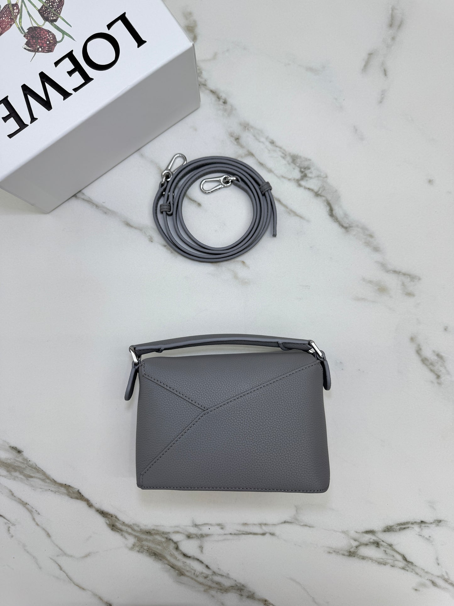 LOEWE Mini Puzzle 珍珠灰