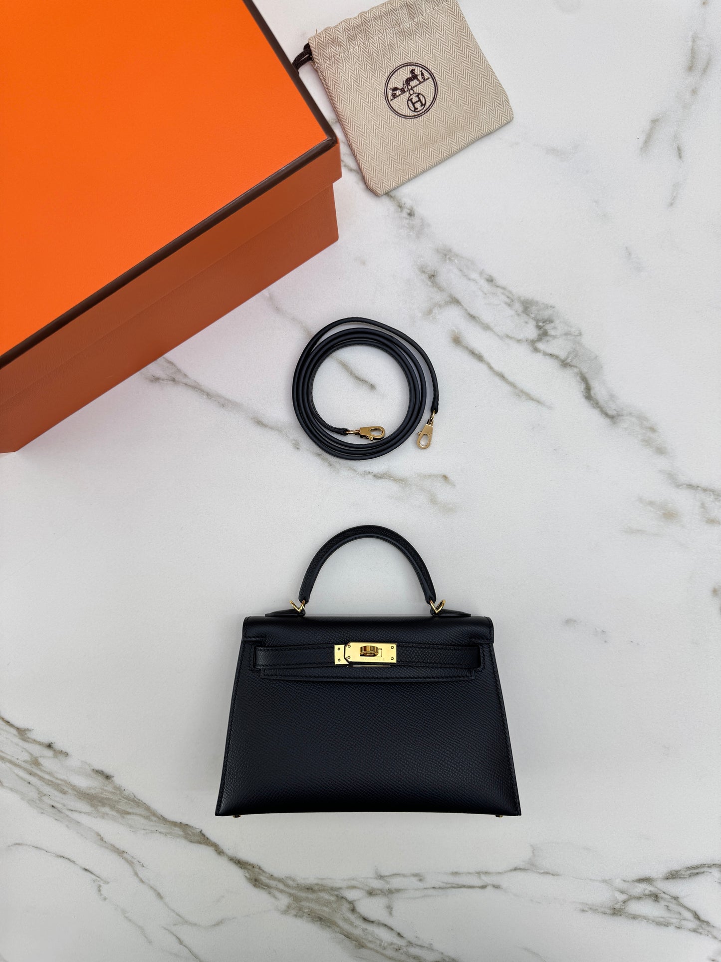 HERMES Mini Kelly II 黑金 Epsom Noir GHW