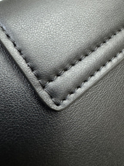 CELINE Ava Triomphe Hobo
