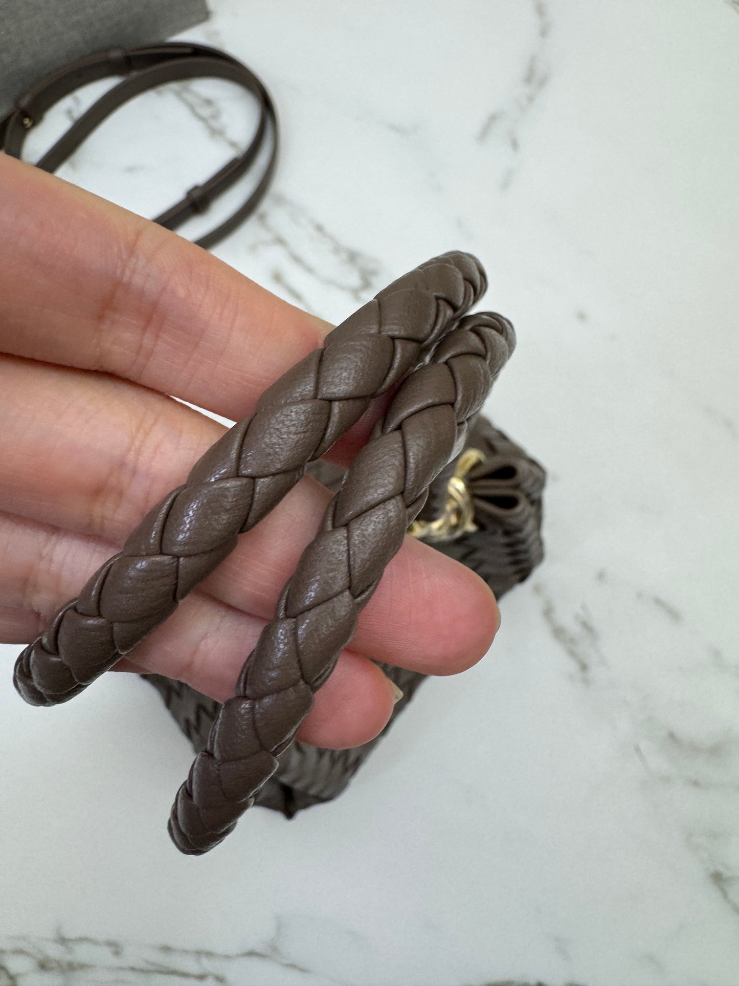 BV Parachute Small Pinecone