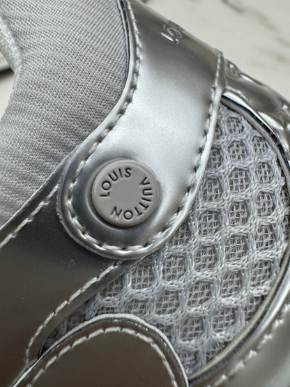 LV Olympia Sneaker 銀色運動鞋