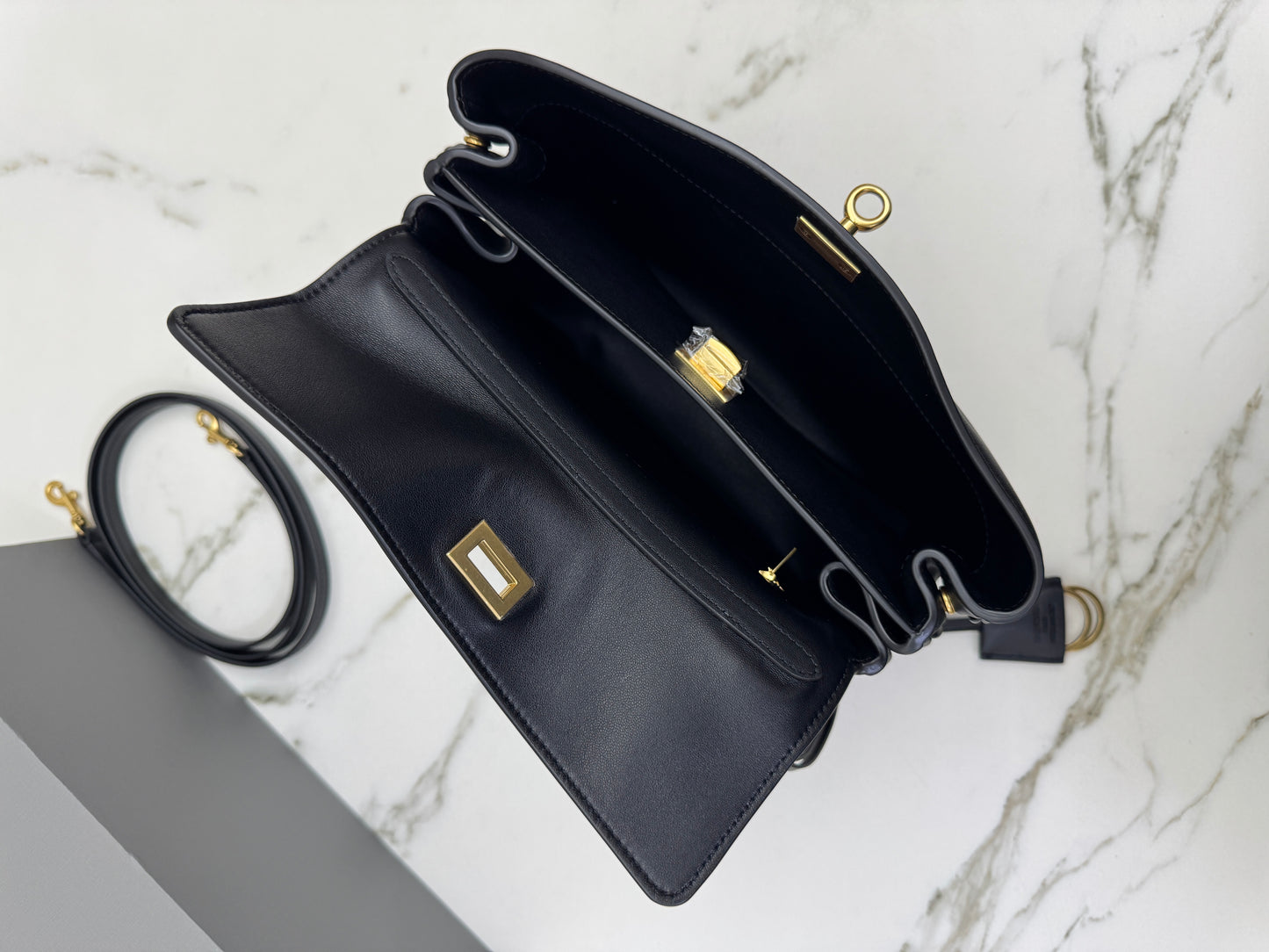 BALENCIAGA Rodeo Small 黑金