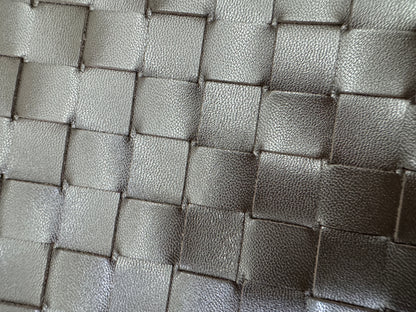 BV Dustbag Medium Fondant