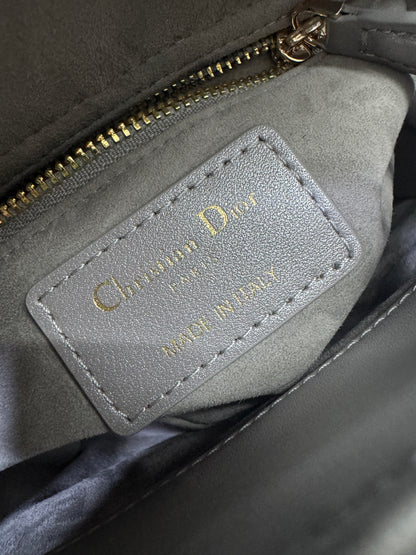 DIOR Lady Dior Mini 珠光灰