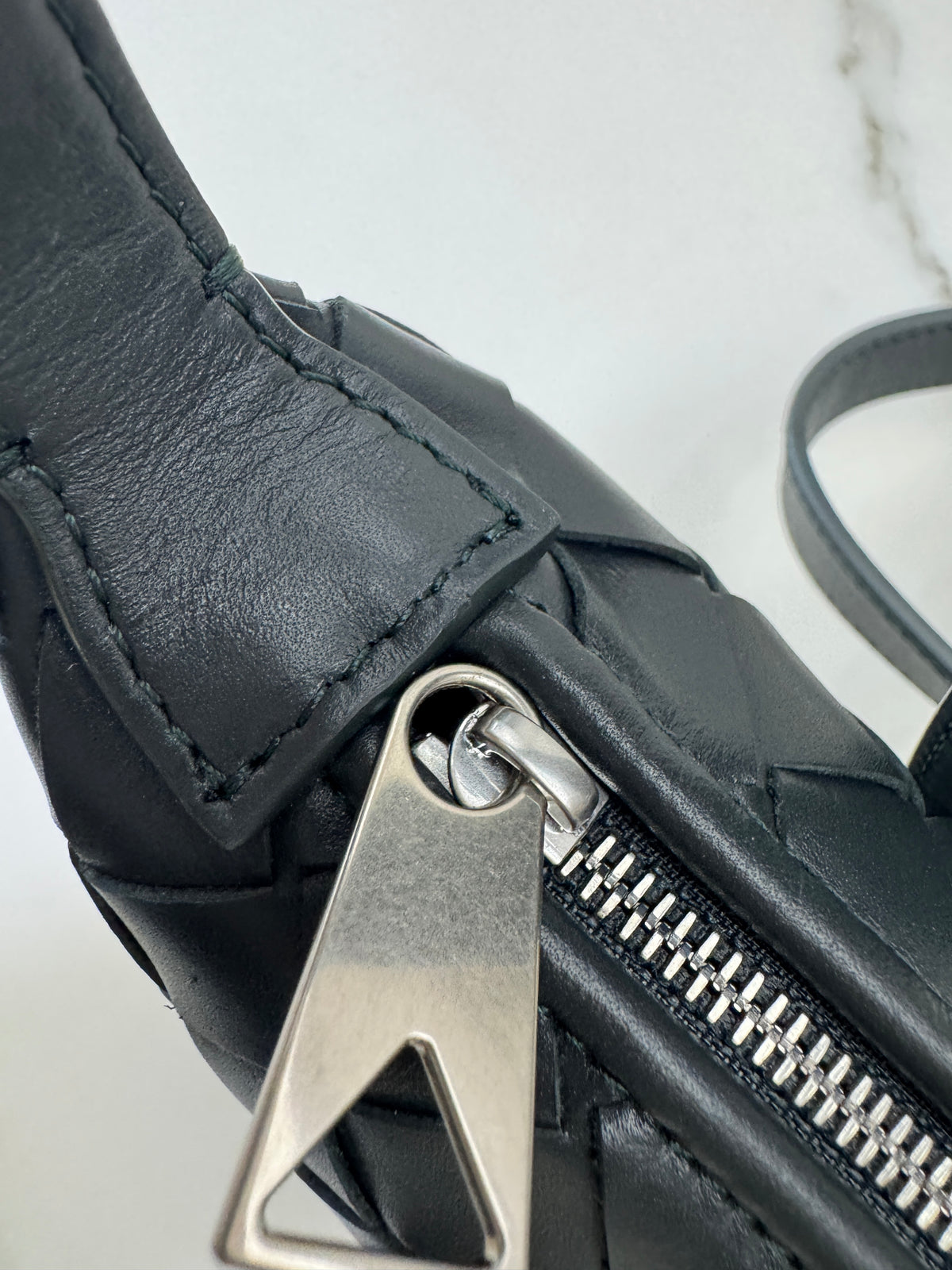 BV Traveller Pouch 深墨綠色