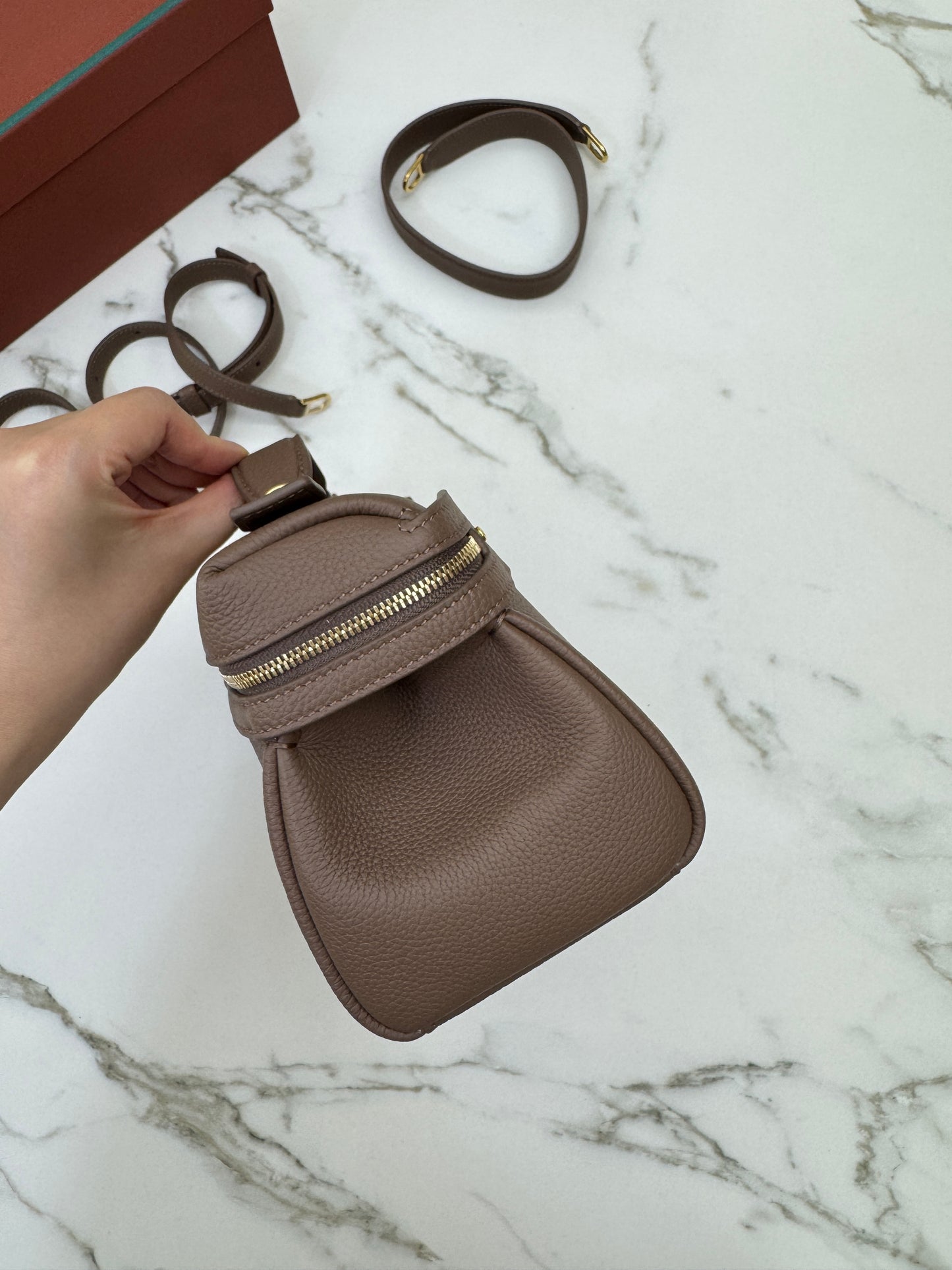 LORO PIANA Extra Softy 29 淺棕色