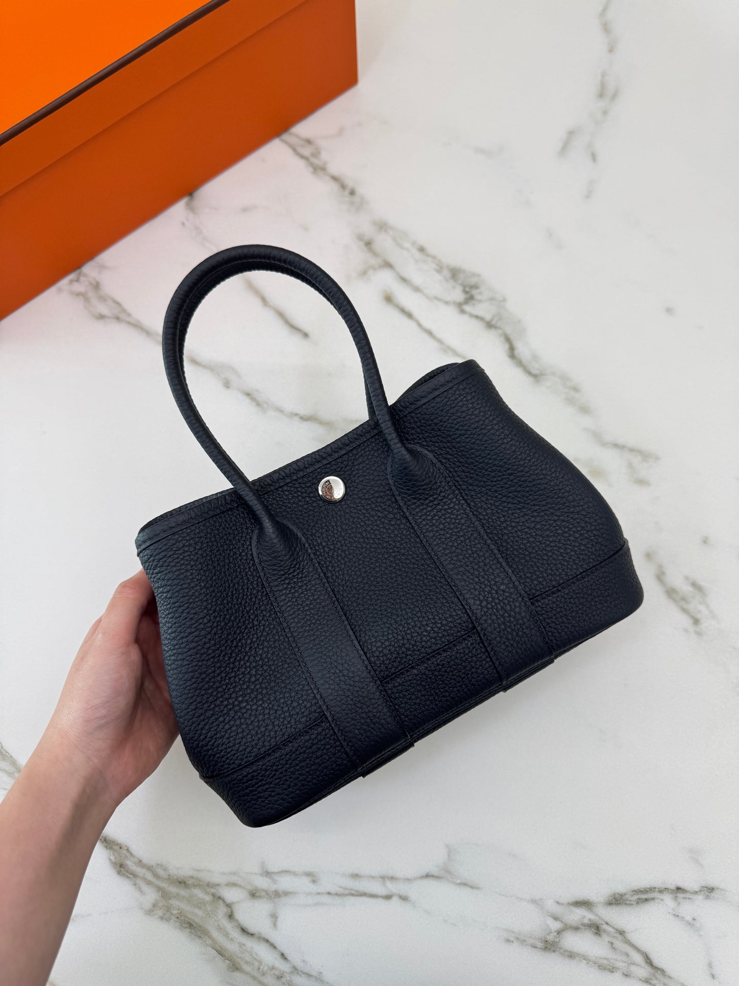 HERMES Neo Garden 23 黑色全皮 Negonda