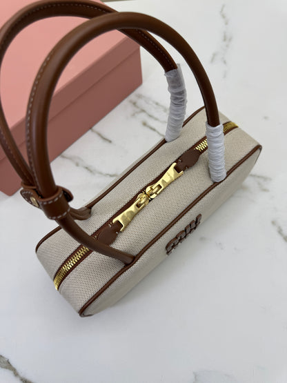 MIU MIU Beau 帆布